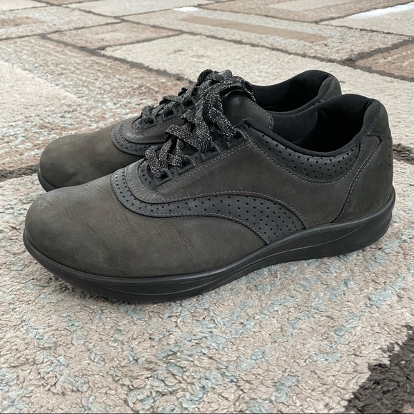 SAS womens size 9.5 W comfort shoes Made in USA - Picture 1 of 7